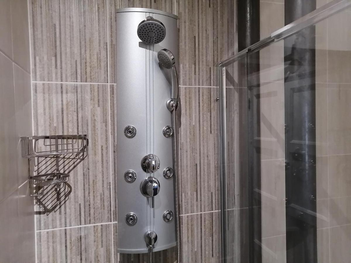 וולקום Easy Inn Guesthouse מראה חיצוני תמונה