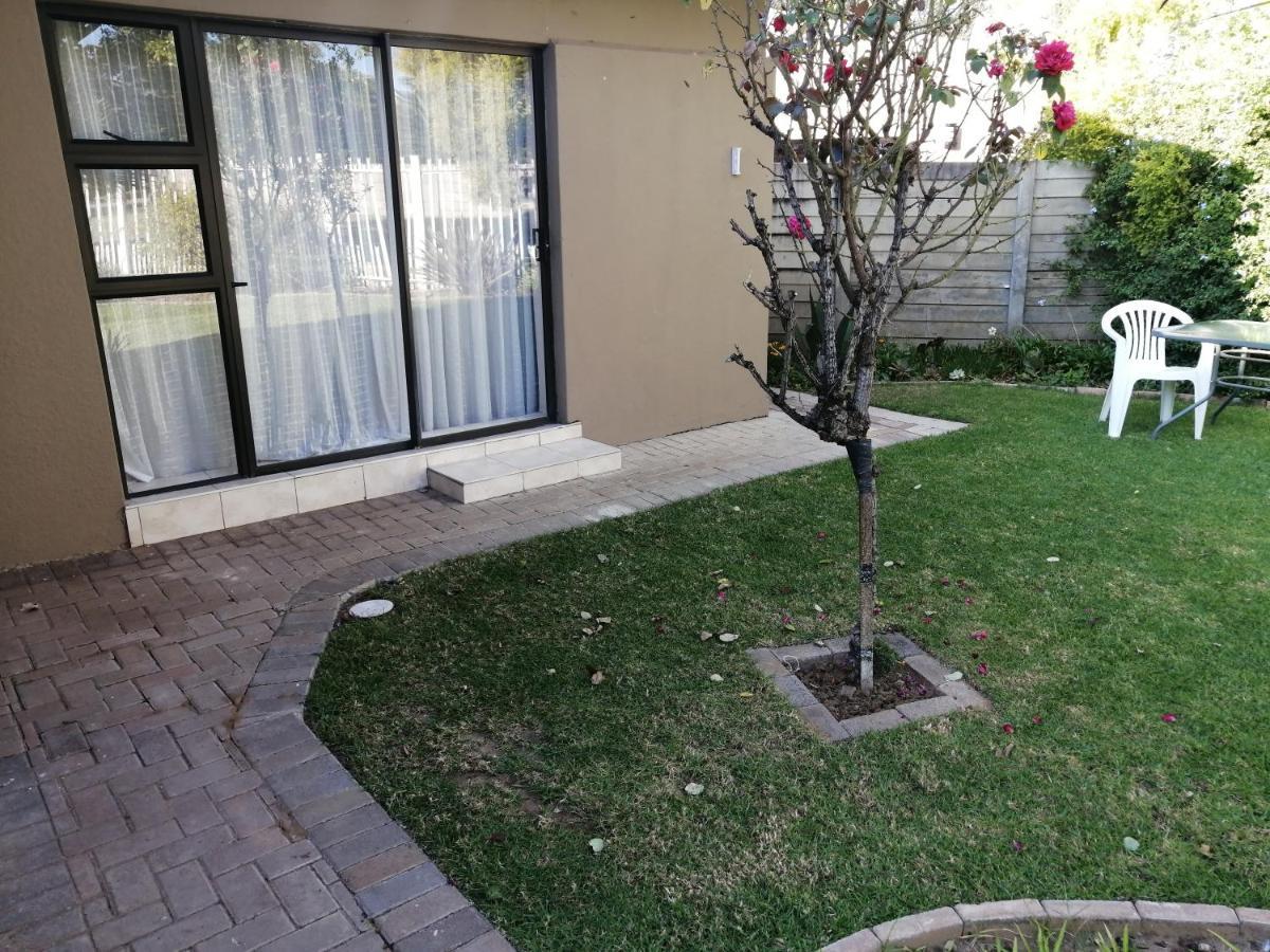 וולקום Easy Inn Guesthouse מראה חיצוני תמונה